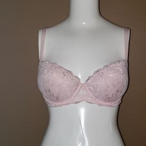 Brand new Victoria's Secret pink lace bra 💥